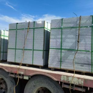 安康 芝麻白花岗岩地铺石装车日常