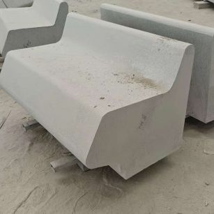 安康 芝麻白花岗岩异形坐凳，石凳