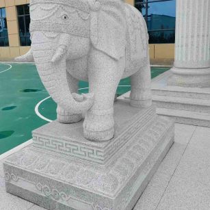 安康 白麻花岗岩动物异形石雕-大象