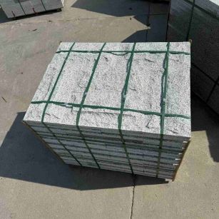 安康 白麻花岗岩石材自然面蘑菇石成品