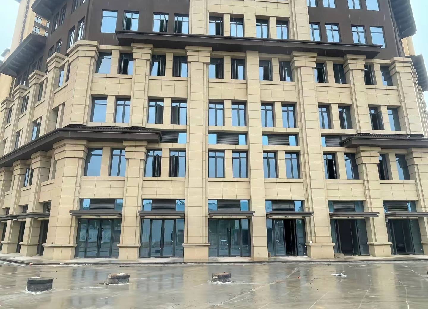 安康 黄金麻花岗岩荔枝面小区外墙干挂