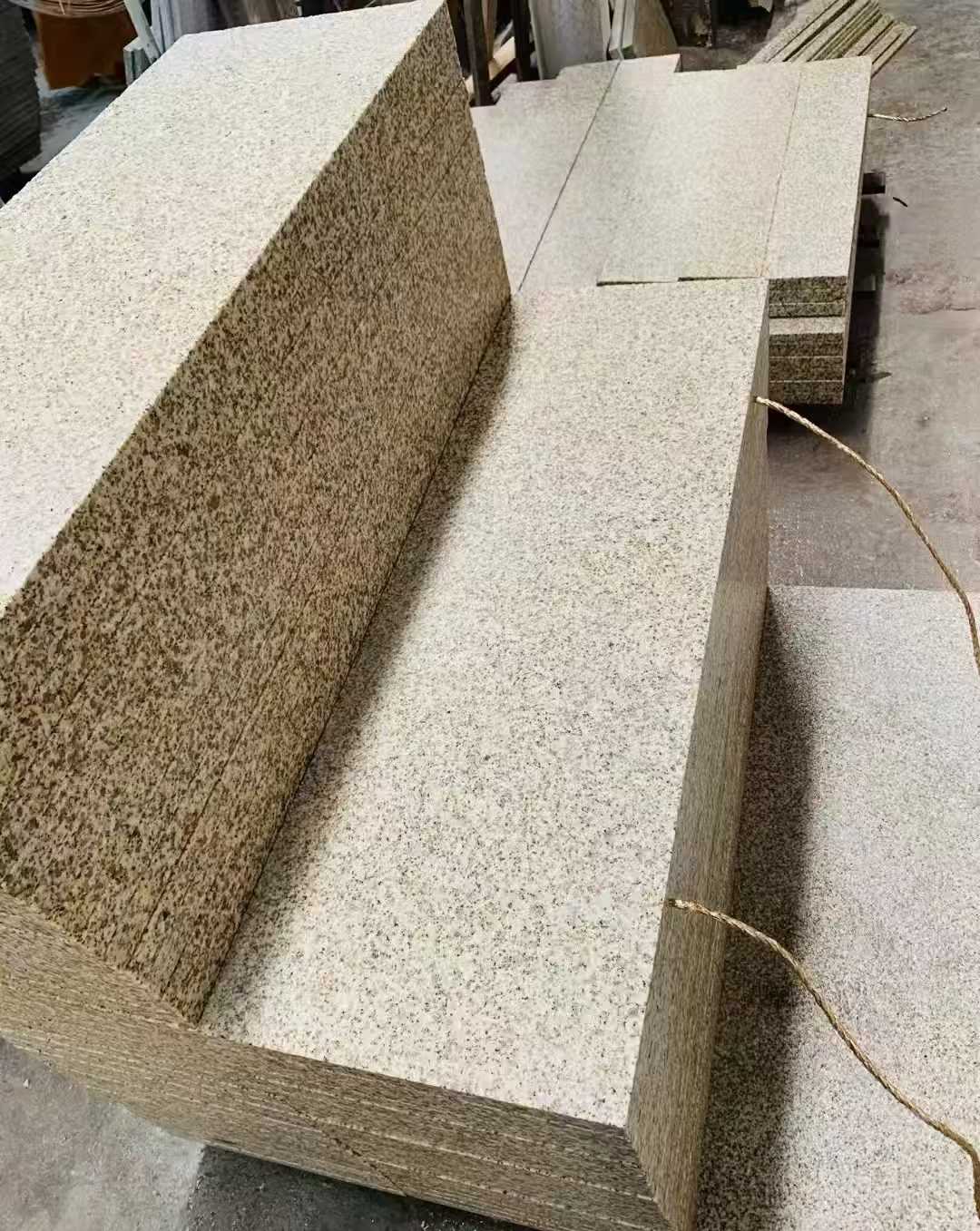 安康 黄金麻荔枝面外墙干挂成品