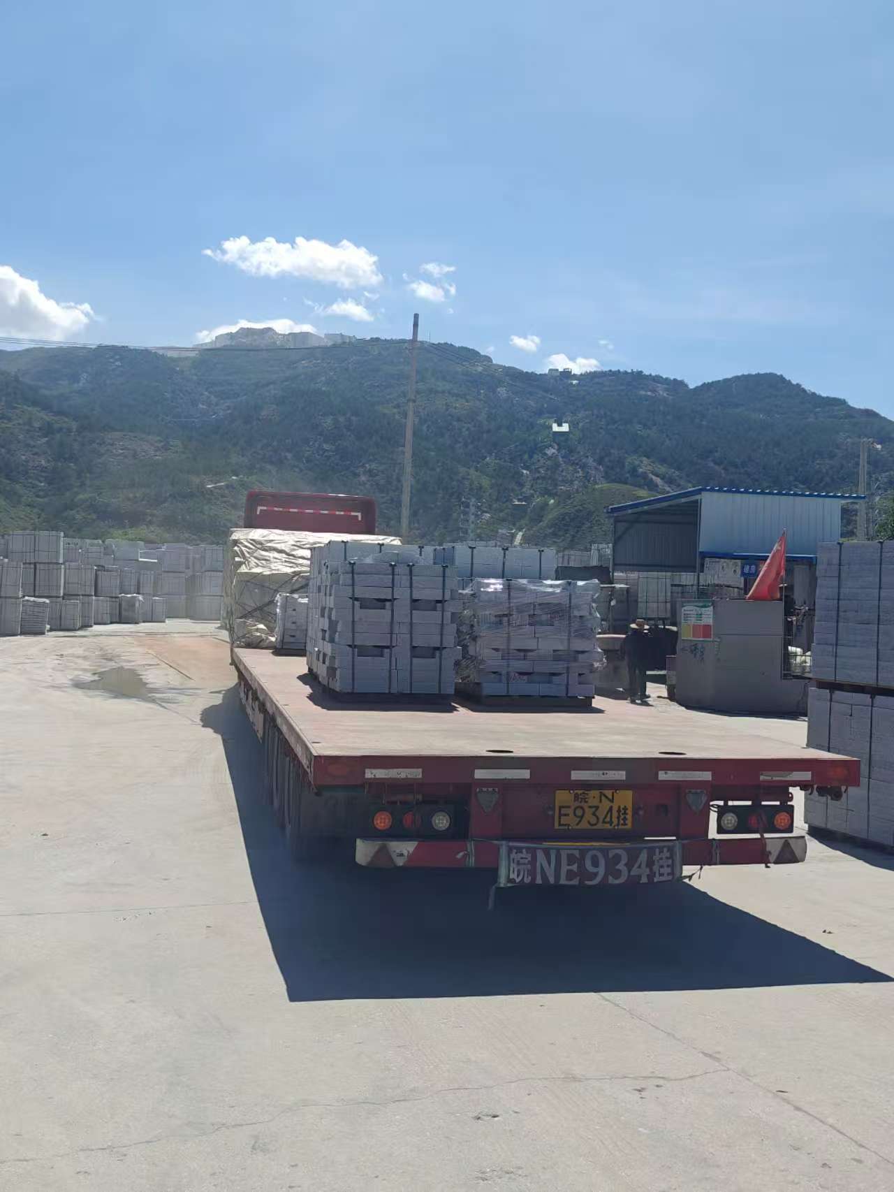 安康 芝麻白仿形路沿石，直形路沿石