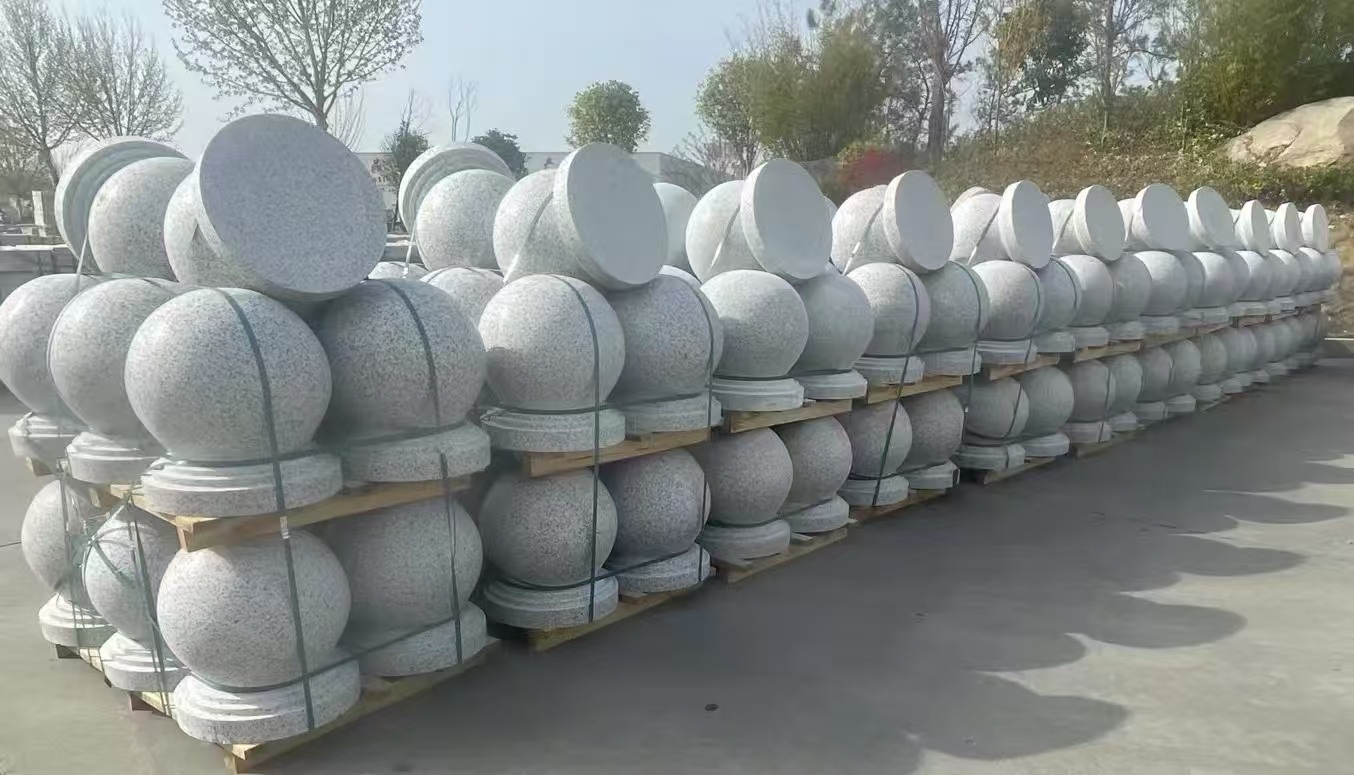 安康 白麻花岗岩石材圆球，石球，挡车球，隔离球，景观石球，风水球等