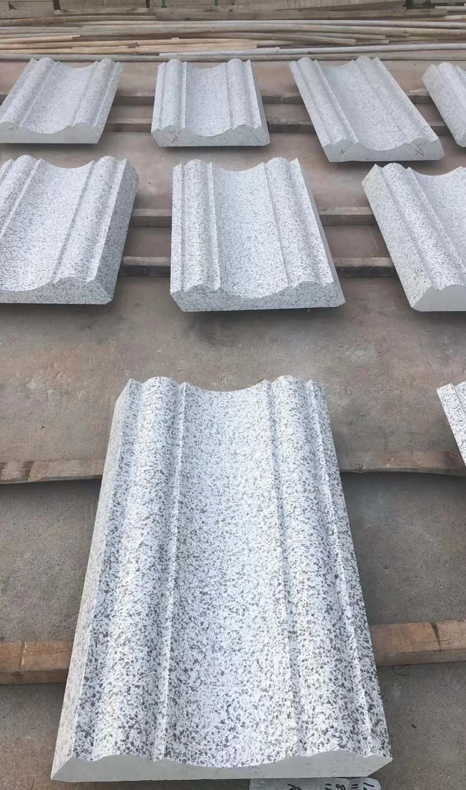 安康 白麻花岗岩光面别墅线条