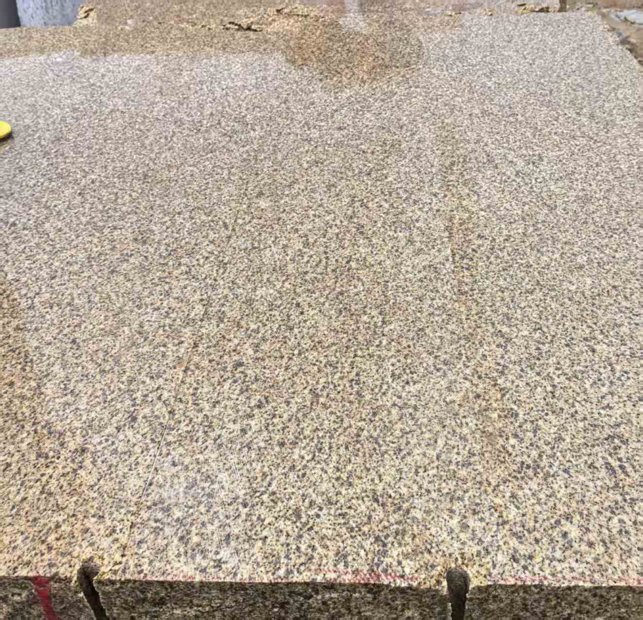 安康 黄金麻花岗岩石材方料