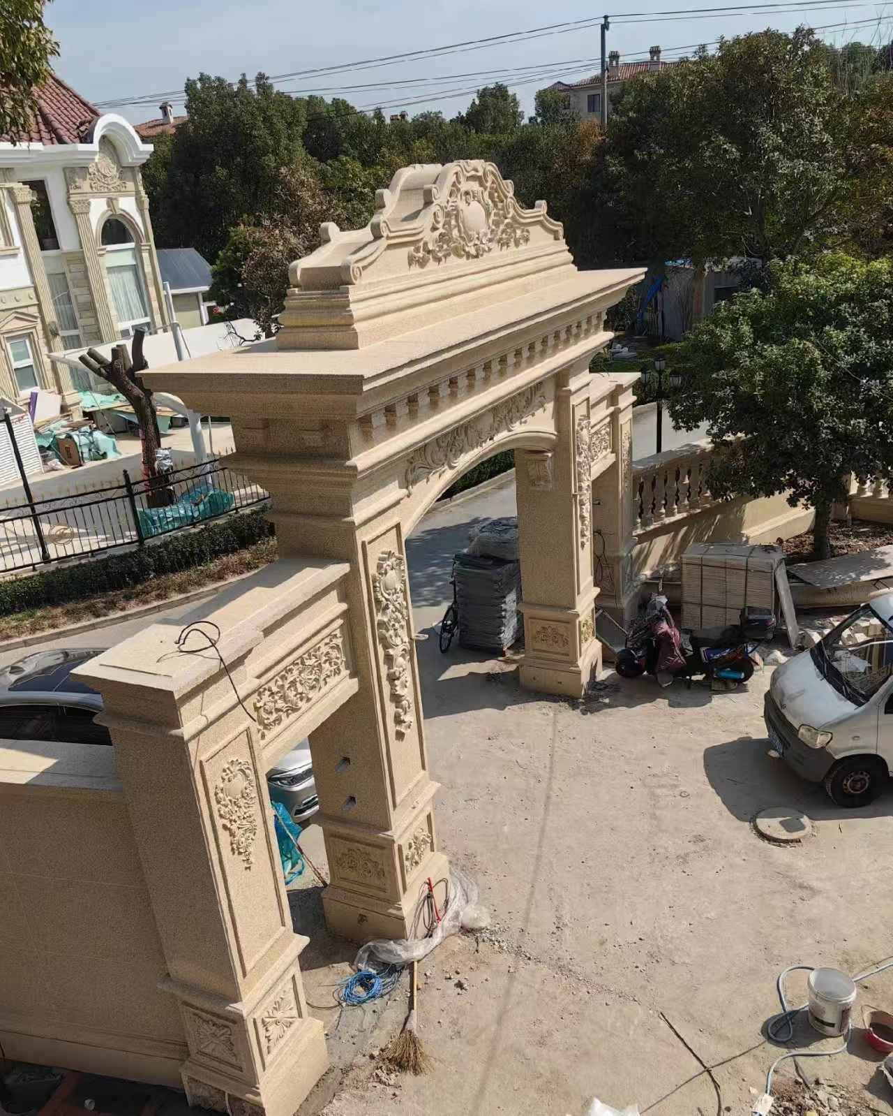 安康 黄金麻荔枝面花岗岩别墅门楼