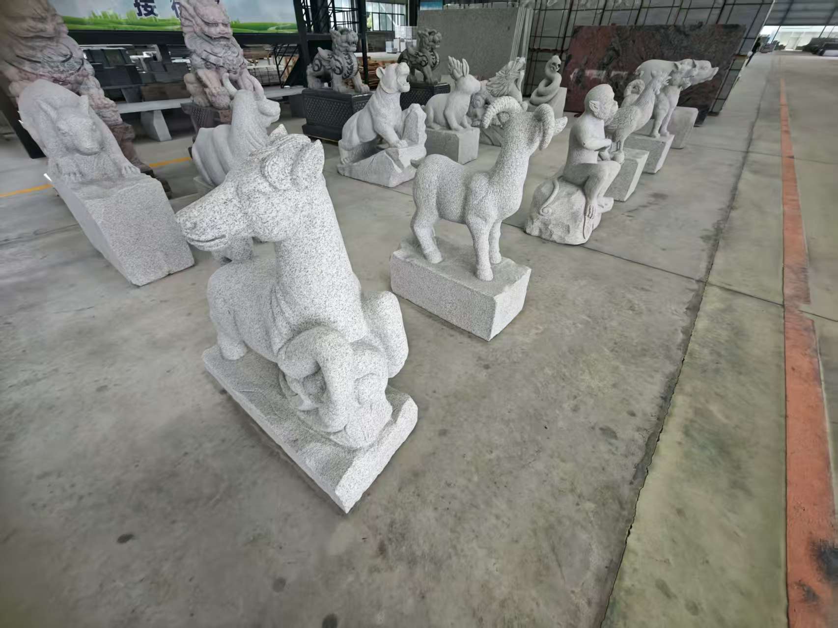 安康 芝麻白花岗岩造型立体雕刻——十二生肖